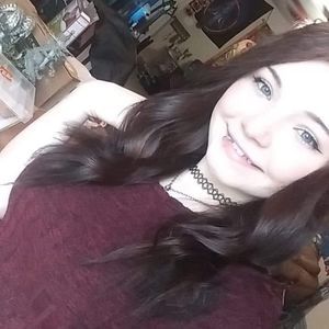 Meet your Posher, Elaina